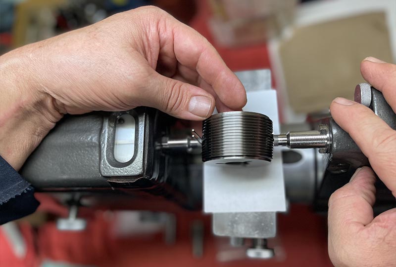 about-precision-gages